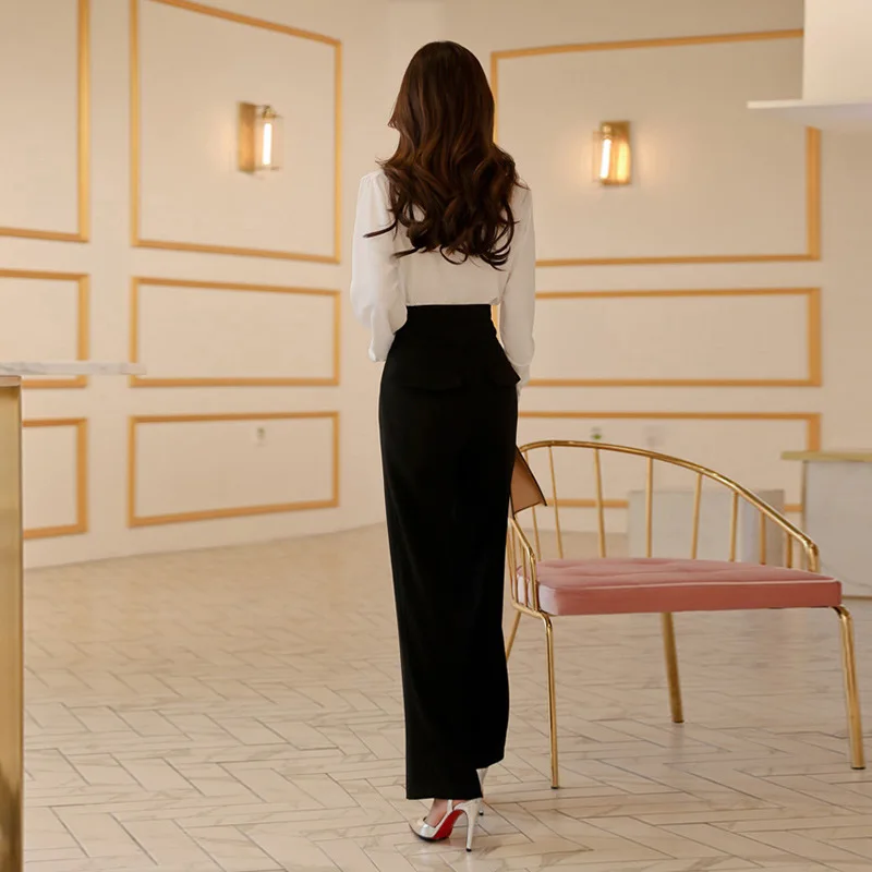 Женский офисный костюм двойка белая блузка и черные длинные широкие брюки Осень