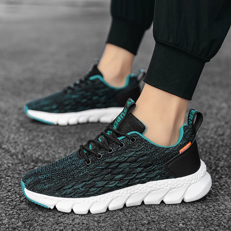 

Platform Sneakers for Men 2021 Flying-weaving Sport Shoes Breathable Male Running Shoes Fish-scale Men's Black Sports Shoes 157D