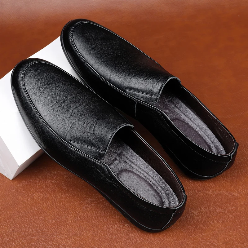 

Men's Leather Casual Loafers Fashion Casual Driving Shoes Breathable Suits Casual Korean Business Men's Shoes 2021 New