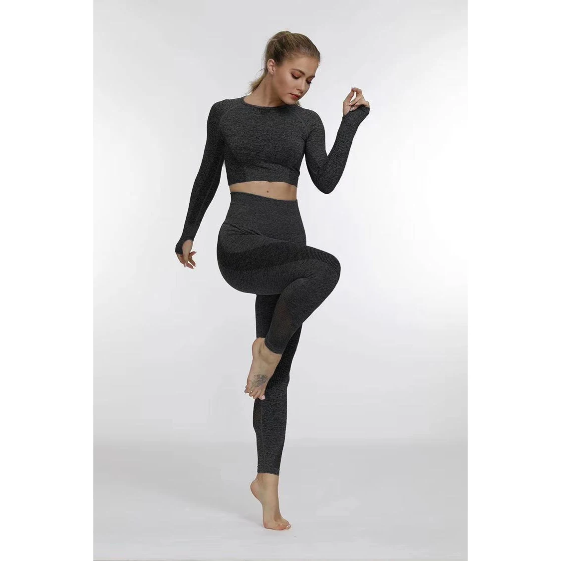 

Ladies Yoga Sports Suit Arc Jacquard Back Hollow Seamless Long Sleeve Fitness Sports Breathable Quick-drying Long Sleeve Set