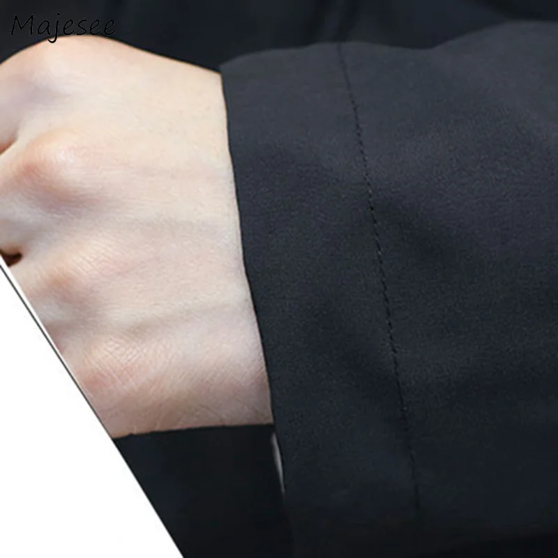 Парка мужская с капюшоном и надписью утепленная свободная длинная куртка