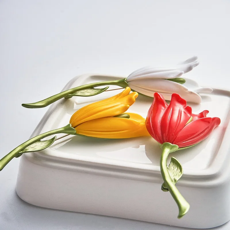 Винтажная эмалированная брошь в виде тюльпана растения искусственного дерева