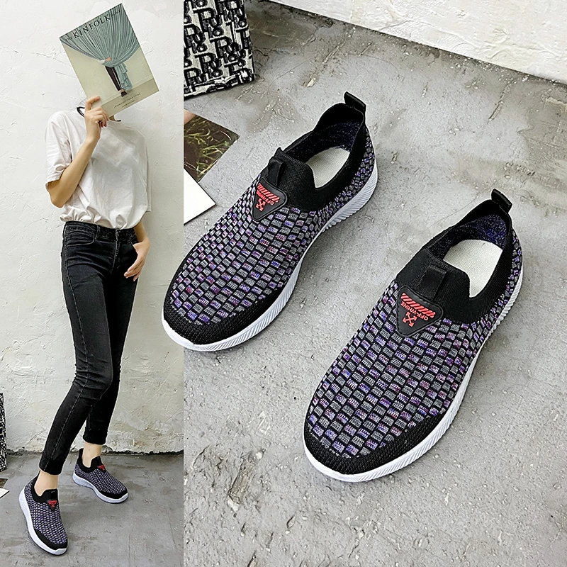 

2021 new Couple Sports Shoes Women Walking Shoes Breathable Casual Sneakers Outdoor Lightweight Trainers Size 35-44
