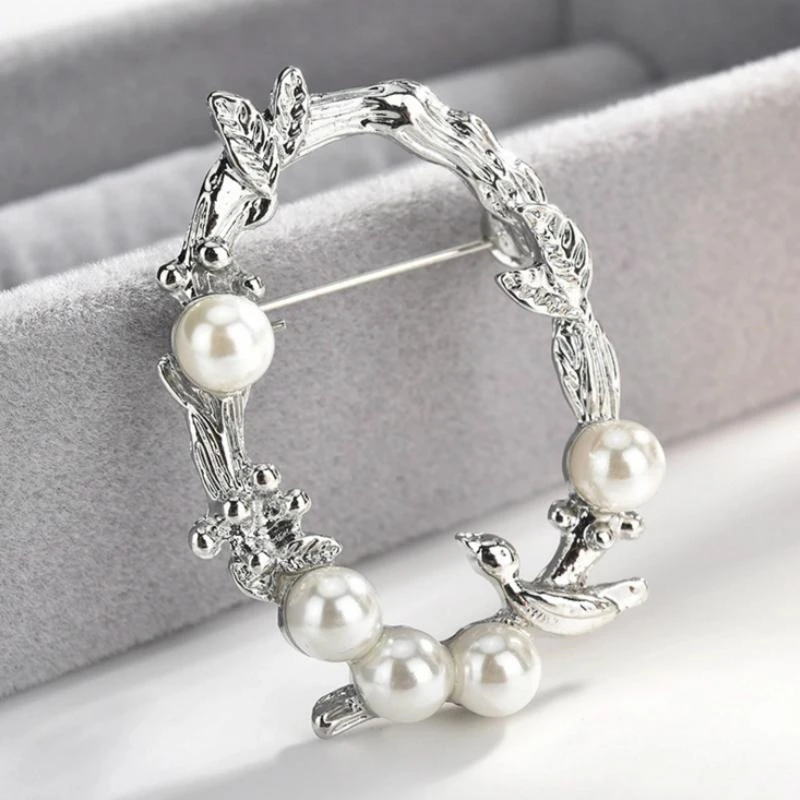 Роскошные Жемчужные модные броши с буквами для женщин цветная 6 стилей изящная