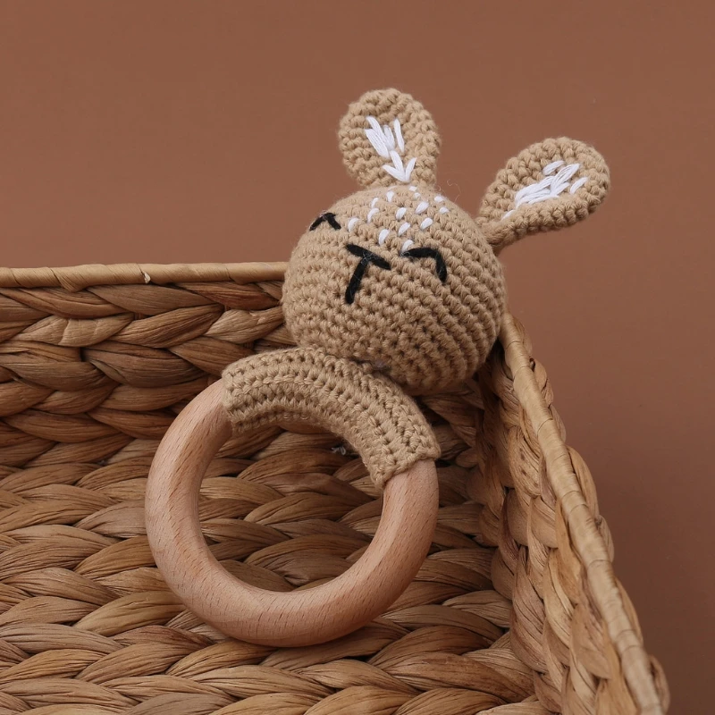 

1Pc Baby Rattle Crochet Animal Baby Teether Wooden Ring Handmade Toy BPA Free Wood Teething Bracelet Nurse Gift Baby Product