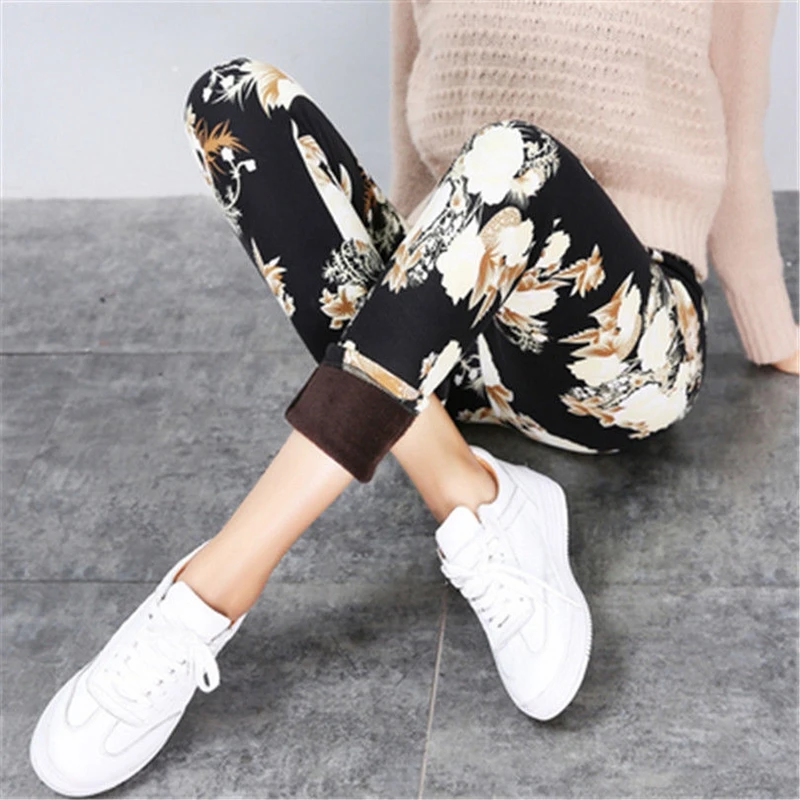 Теплые леггинсы в клетку с цветочным принтом на осень и зиму толстые бархатные