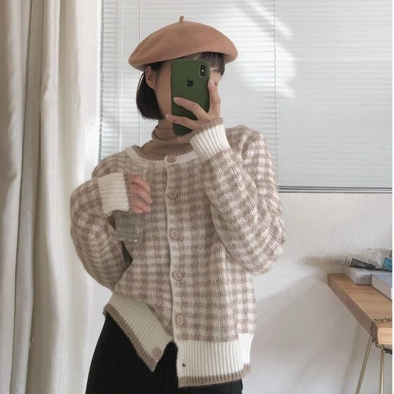

ZAWAHIKI Elegant Fashion Plaid Knitted Cardigan Autumn Long Sleeve Single Breasted Loose Tops Tender All-match Woman Sweaters