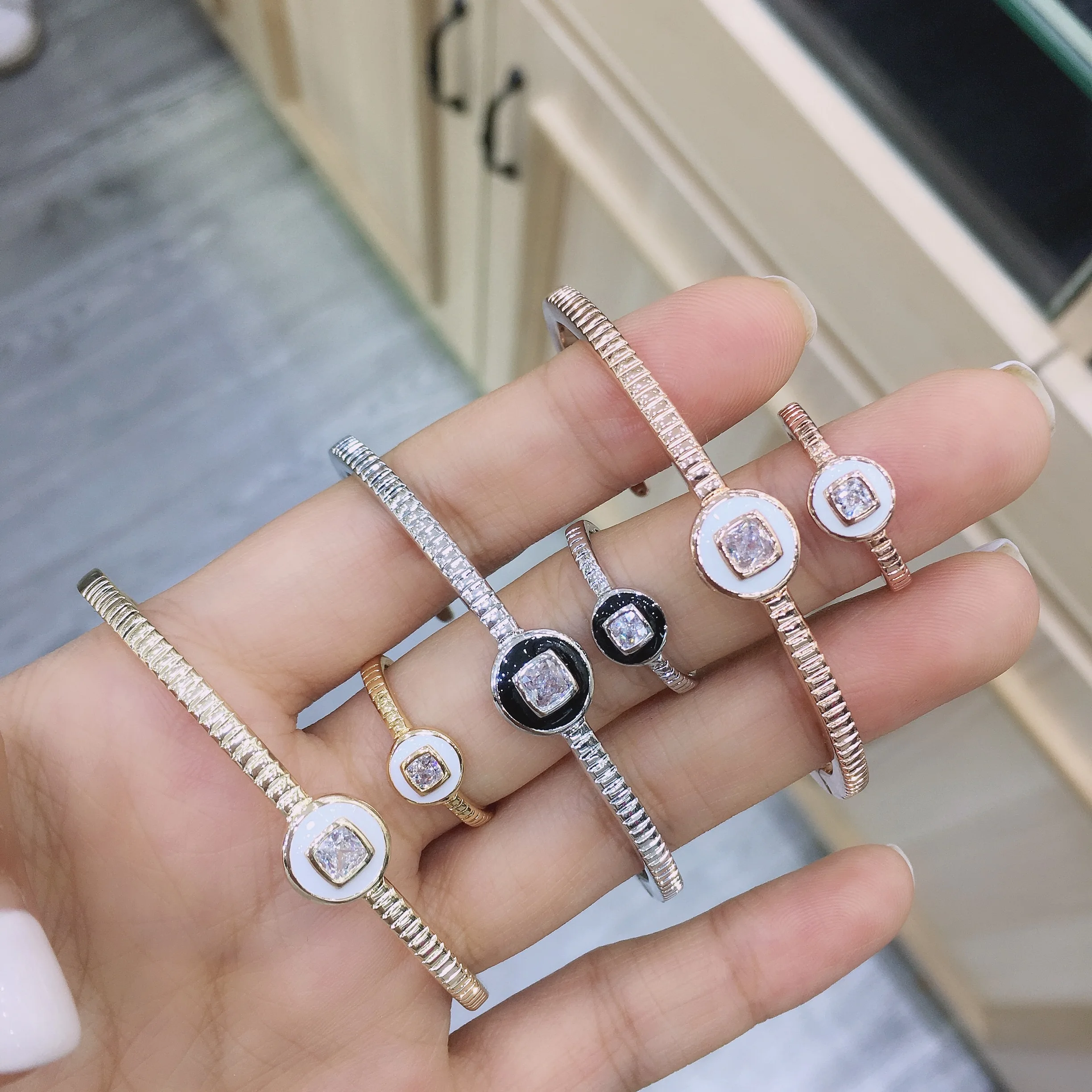 Тонкое кольцо-браслет TIRIM 2020 NEW Trendy Circle Thin Bangle Ring для женщин с капельками масла и циркониевым украшением для свадебного обручального комплекта Dubai Jewelry.