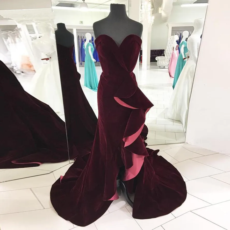 

Burgundy Velour Meramid Prom Dresses Ruffles Long Prom Gowns Sexy Split Formal Party Dress Lace Up Robe De Soiree Longue 2021