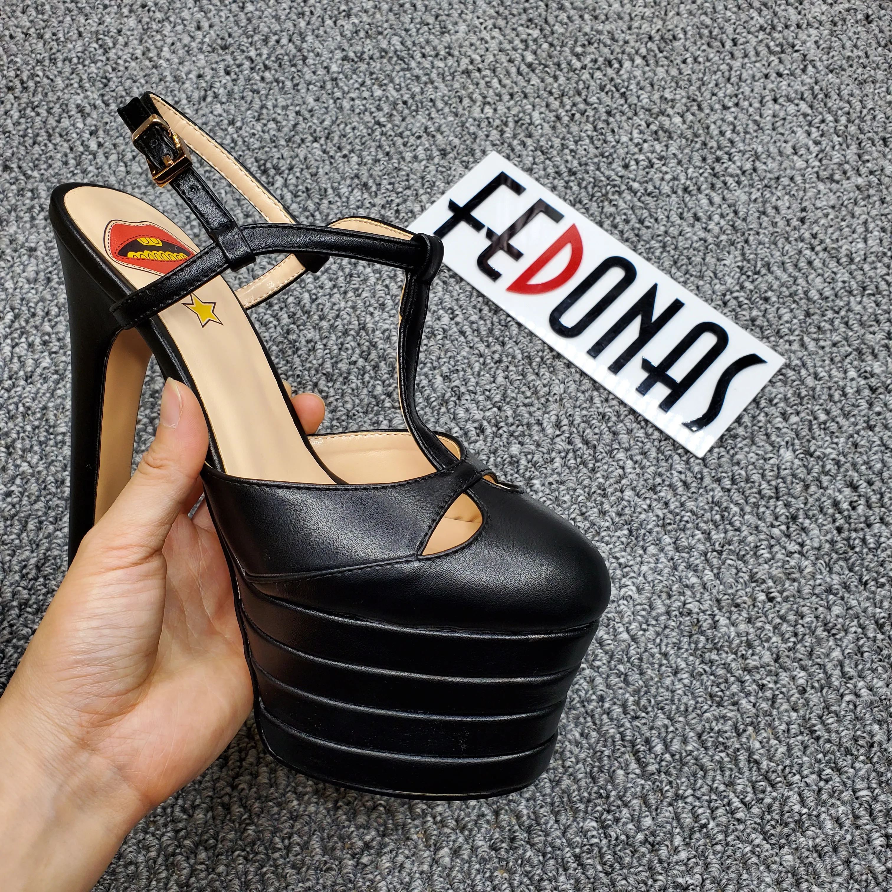 Женские туфли лодочки на высоком каблуке FEDONAS черные босоножки платформе обувь