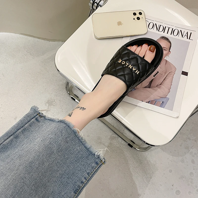 

Women's Slippers Summer Sandals thick soled Slippers One line Slippers Beach Slippers