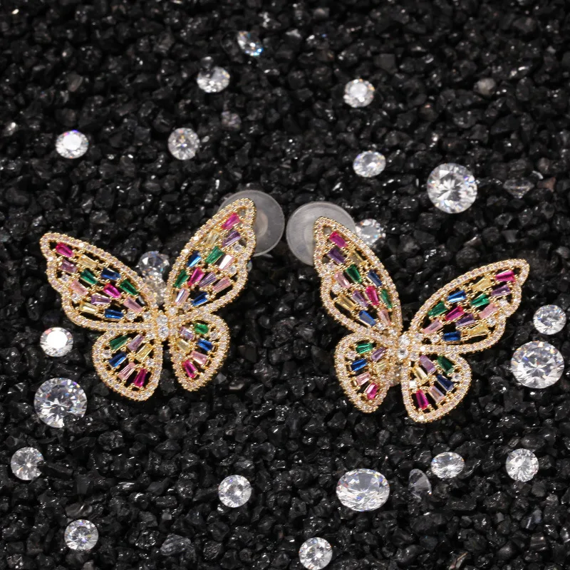

2022 Butterfly Styles Mirco Pave Bling Bling Iced Out Cubic Zircon Prong Setting Brass Earrings Fashion Hip Hop Jewelry BE038