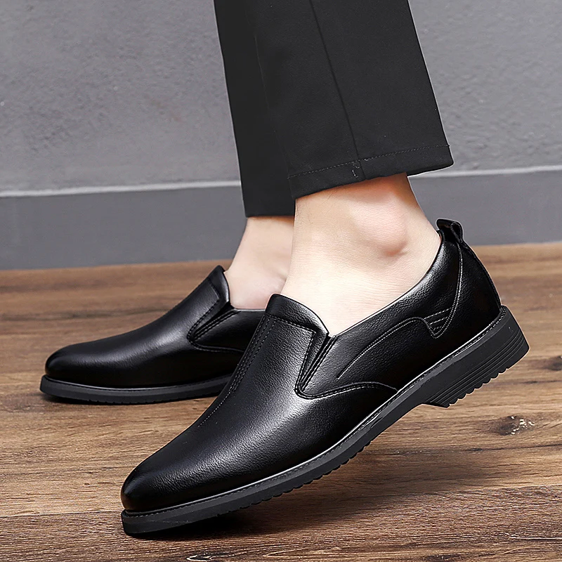 

Autumn Men Casual Leather Shoes Genuine Leather Loafers Moccasins Black Chaussures Brand Top Quality Comfortable Driving Shoes