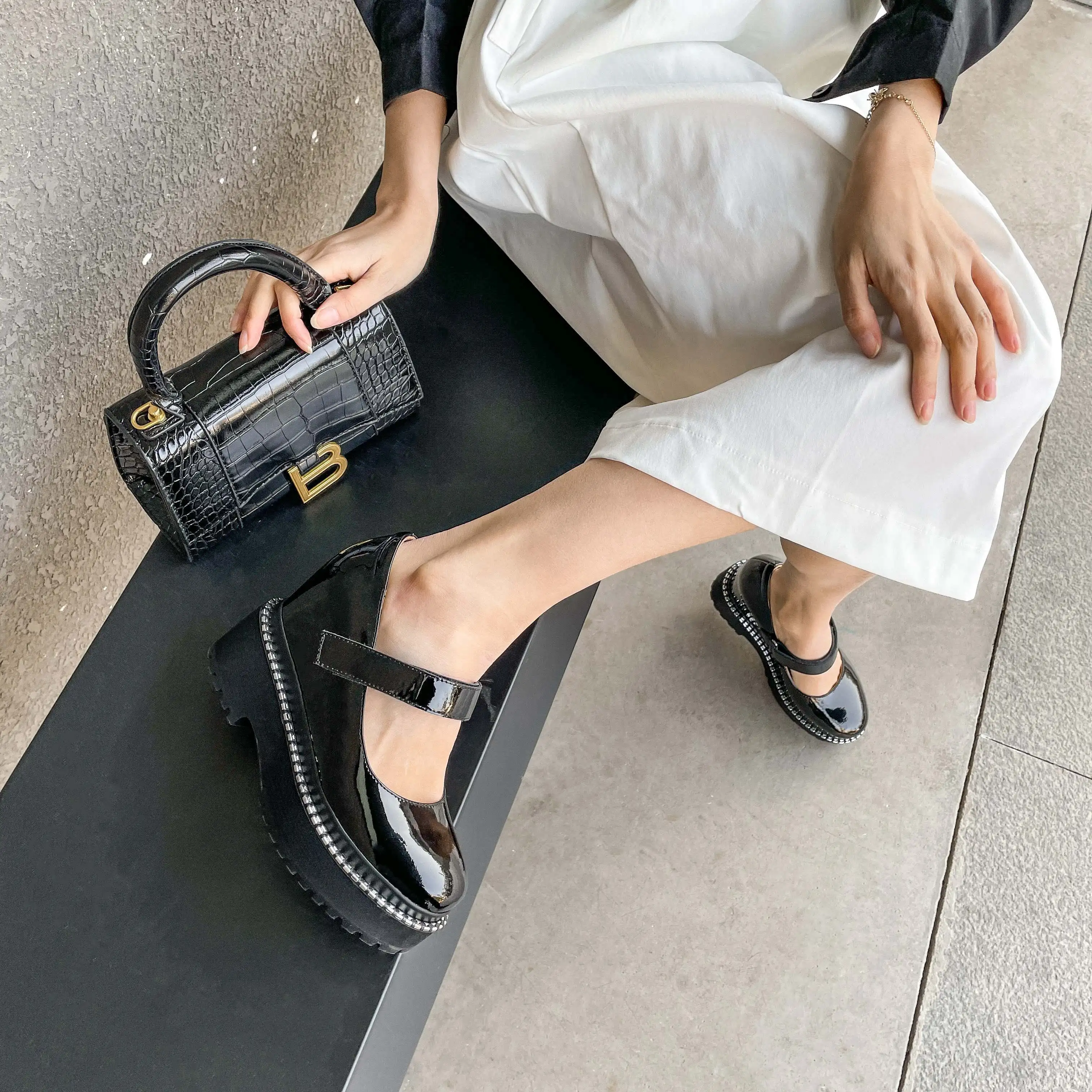 

Krazing Pot patent leather round toe super high platform casual autumn shoes increasing Mary janes classics elegant women pumps