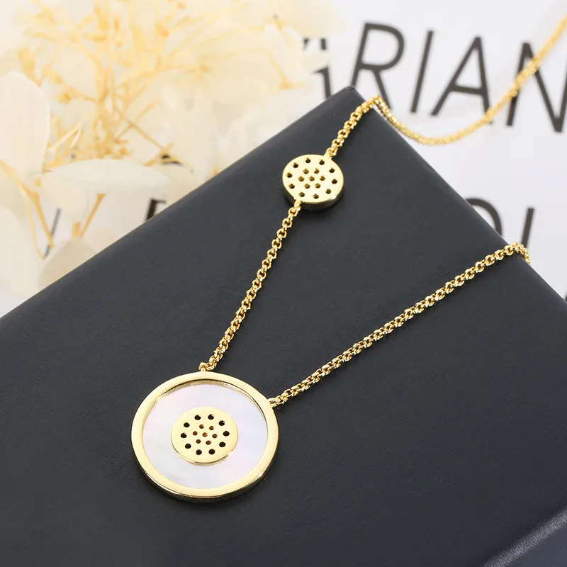 

Lucky Eye Shell Round Necklaces Women's Simple Adjustable Collarbone Statement Necklace Zirconia Collier Femme 2020 Zk30