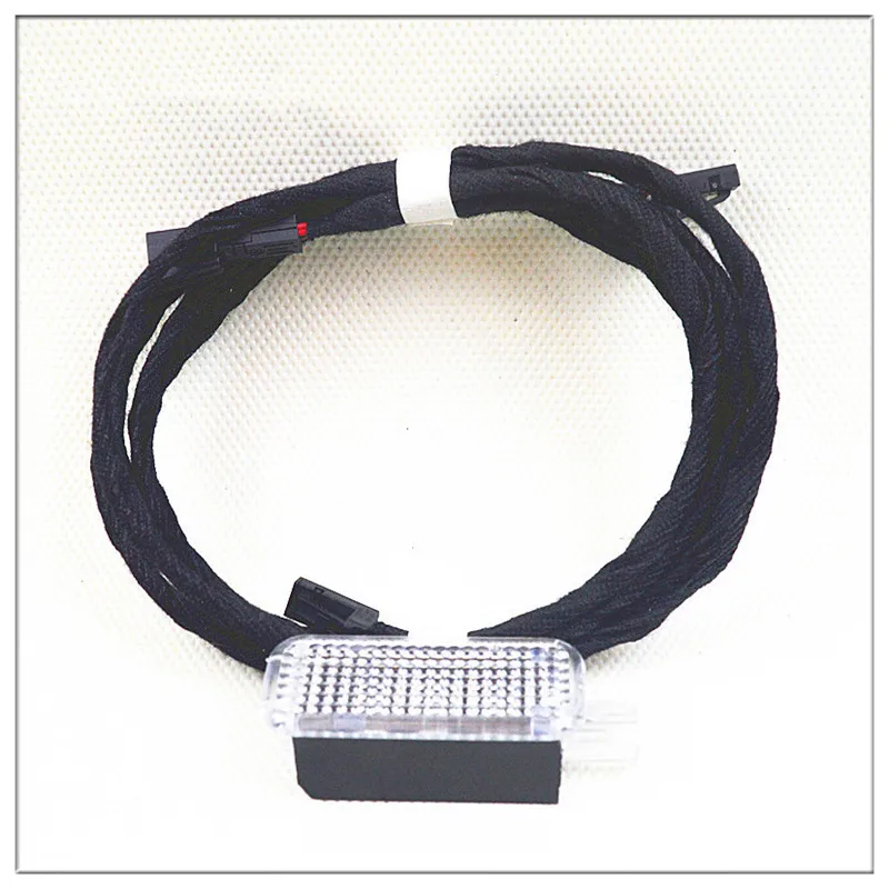 

Brand new 4S shop products for Audi 17-19 A4 trunk LED light tail box light new A4 retrofit dedicated B9 right side lighting