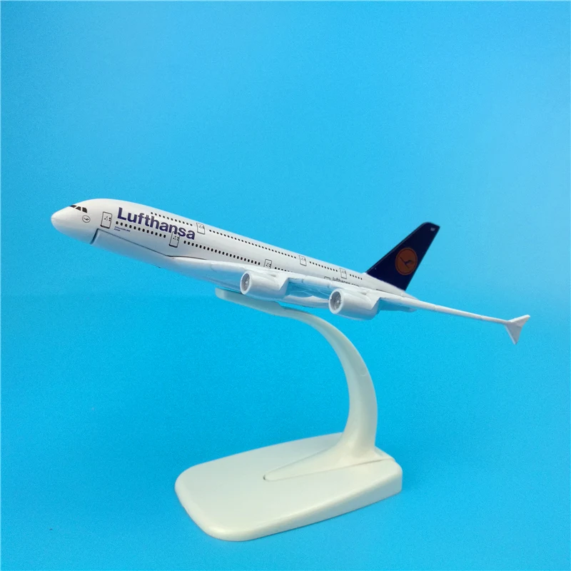 Модель самолета авиакомпании Lufthansa A380 из металлического сплава в масштабе 1:400 16