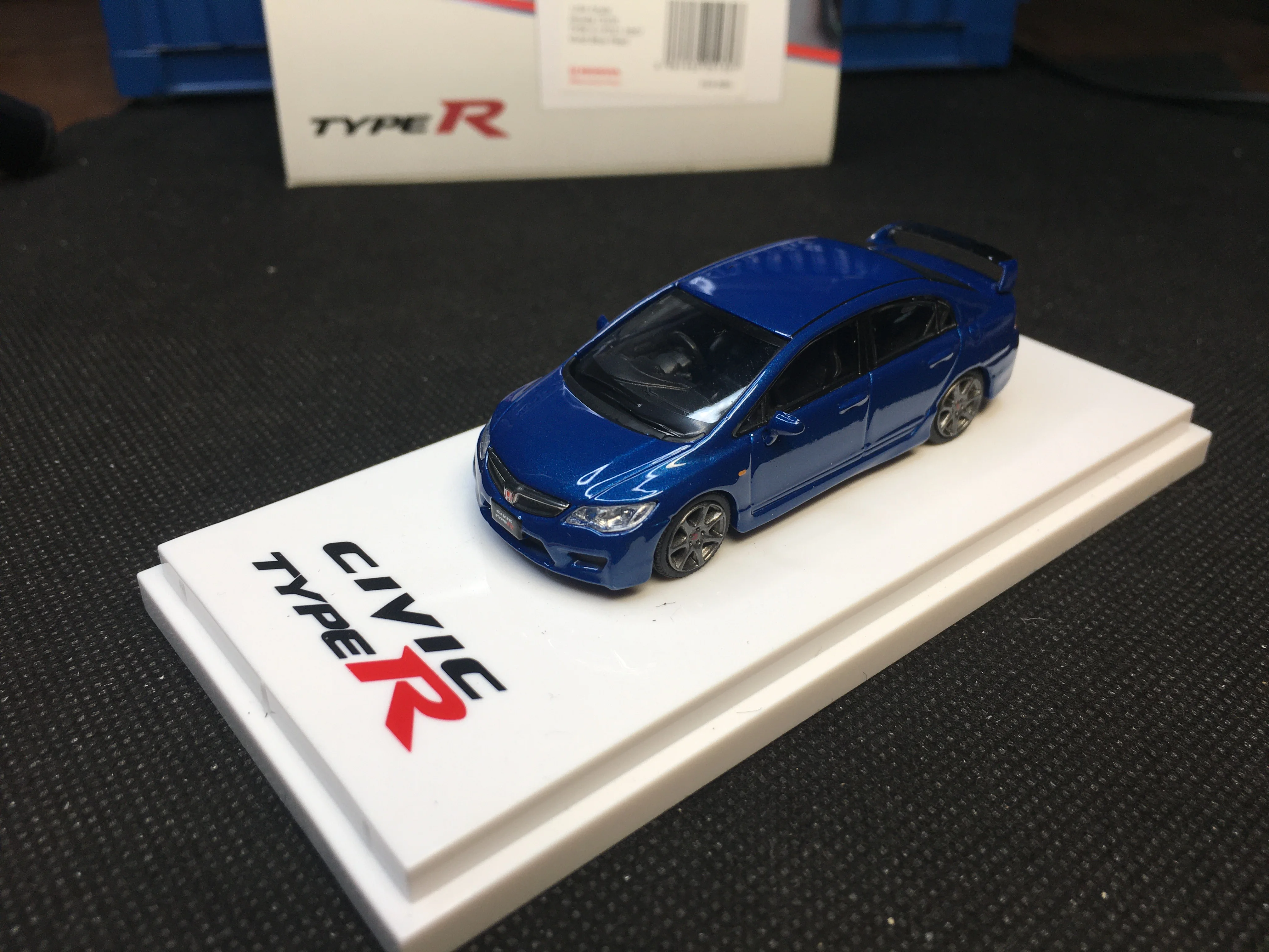 

Hobby Japan 1/64 Honda Civic Type R FD2 HJ641003ABL Die Cast Model Car Collection Limited