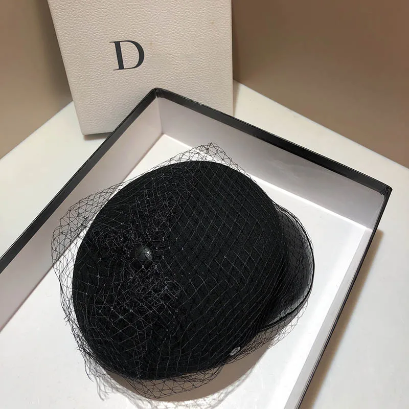 Шапка-ушанка Женская из 2021 искусственной кожи на осень/зиму модные береты |