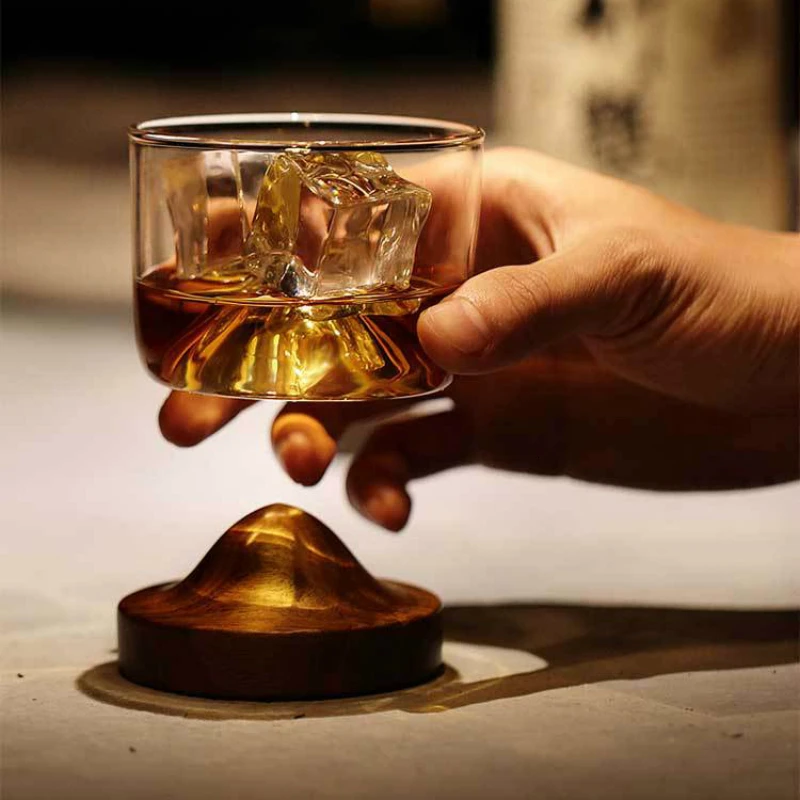 Креативный бокал для виски с деревянным держателем в японском стиле ликера пива