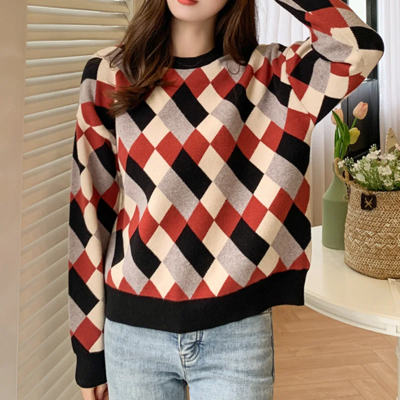 

TFETTERS 2021 новый женский зимний свитер с длинным рукавом ретро свитер геометрические контрастные бриллианты свободный клетчатый свитер женск...
