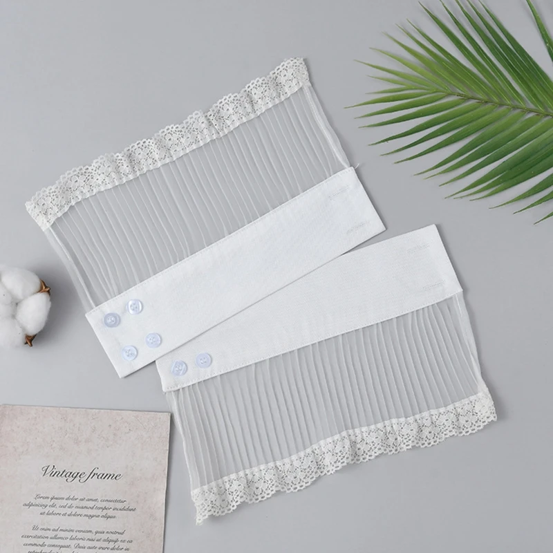 

Women Organza Wrinkled Layered Horn Cuffs Ruffled Lace Detachable Fake Sleeves 649C