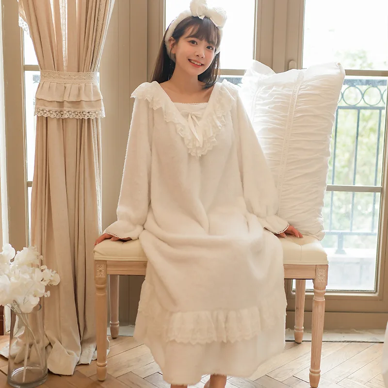 Autumn and Winter Thickened Flannel Nightdress Princess Style Sweet Coral Velvet Korean Cute Nightdress Women Long Sleep Tops
