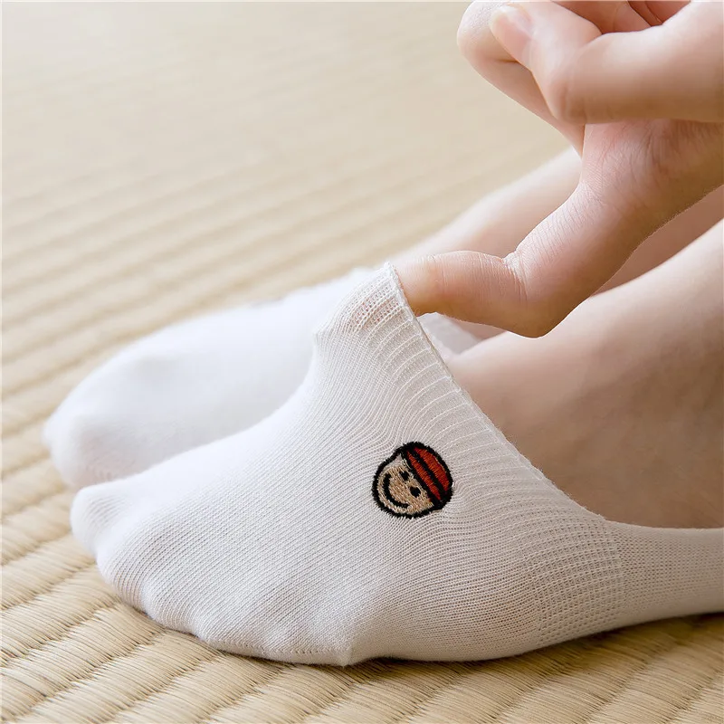 Женские летние модные невидимые короткие носки 35 42 милые Мультяшные Веселые