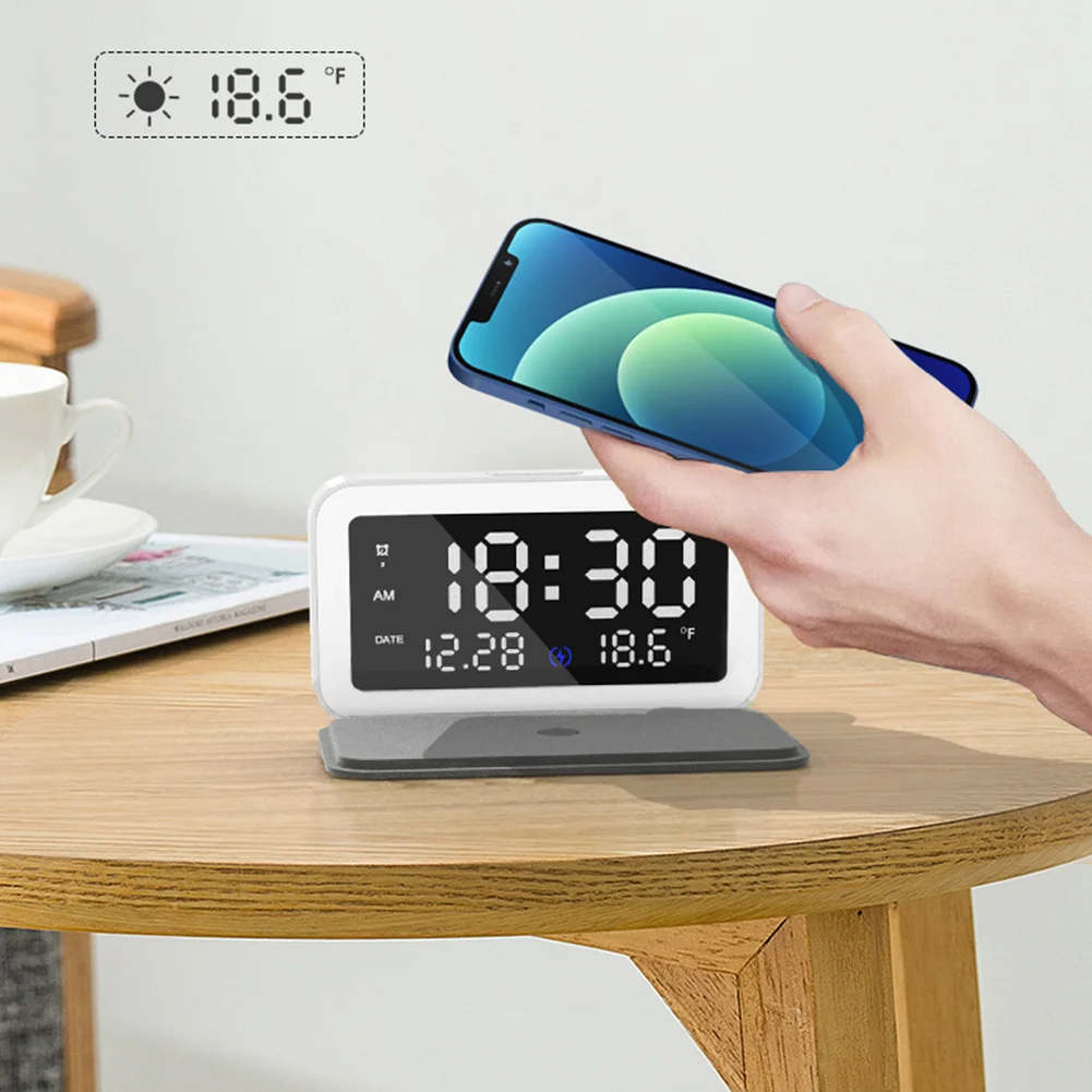 Digital Alarm Clock Bluetooth Speaker FM Radio Non Ticking with USB Charger &amp Wireless QI Charging 3 Level | Мобильные телефоны