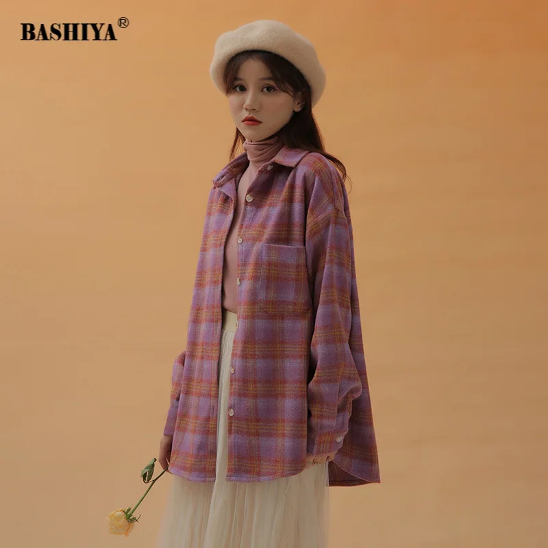 

A purple plaid shirt jacket for women with velveteen thickening for the winter 2020 vintage port style versatile stacked shirt