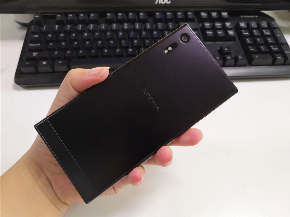 Sony Xperia XZ F8331 разблокированный 5," 4 ядра, 3 Гб оперативной памяти, Оперативная память 32GB Встроенная память 23MP LTE, отпечаток пальца, gps WI-FI одной SIM карты мобильного телефона