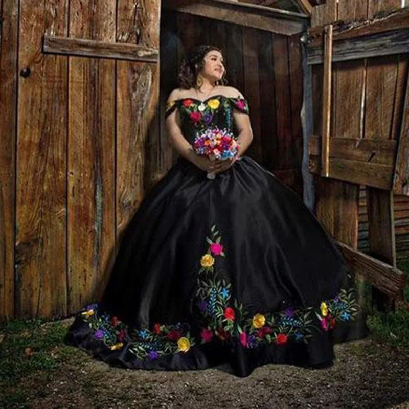

Black Ball Gown Sweet 16 Dresses Mexican Theme Off The Shoulder Beaded Black Satin Vestidos De Quinceanera Dress