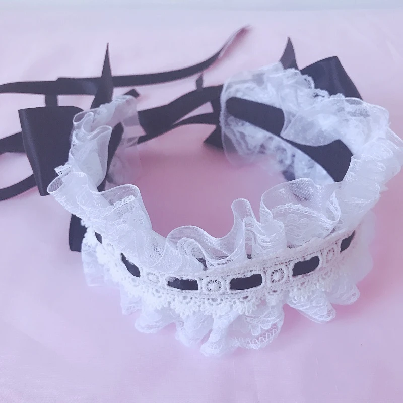 Женский обруч для волос с кружевами черный и большим бантом ручной работы |