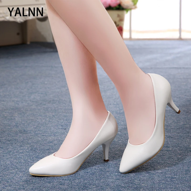 Yalnn/свадебные пикантные женские туфли ручной работы черного и белого цвета сезон