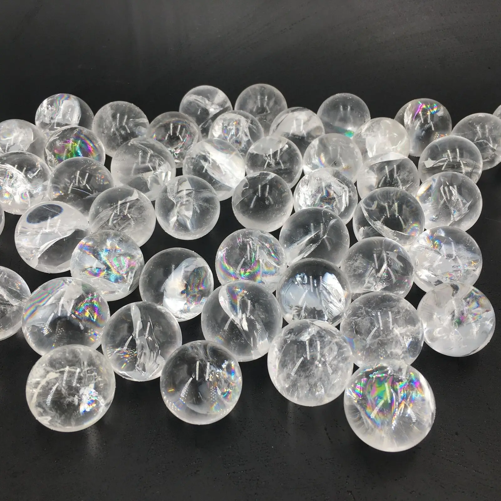 

Natural Transparent Quartz Ball Rainbow Crystal Ball Reiki Healing 40g