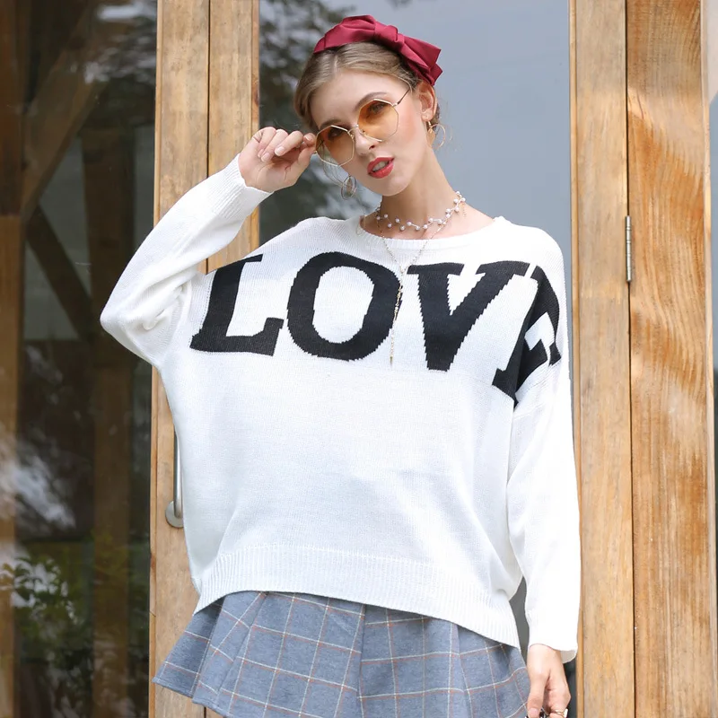 Свитер женский оверсайз с круглым вырезом и надписью | Женская одежда