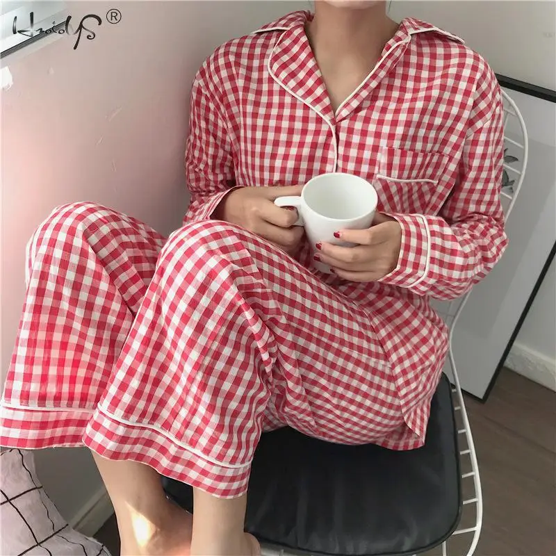 

Женский пижамный комплект с длинным рукавом и отложным воротником