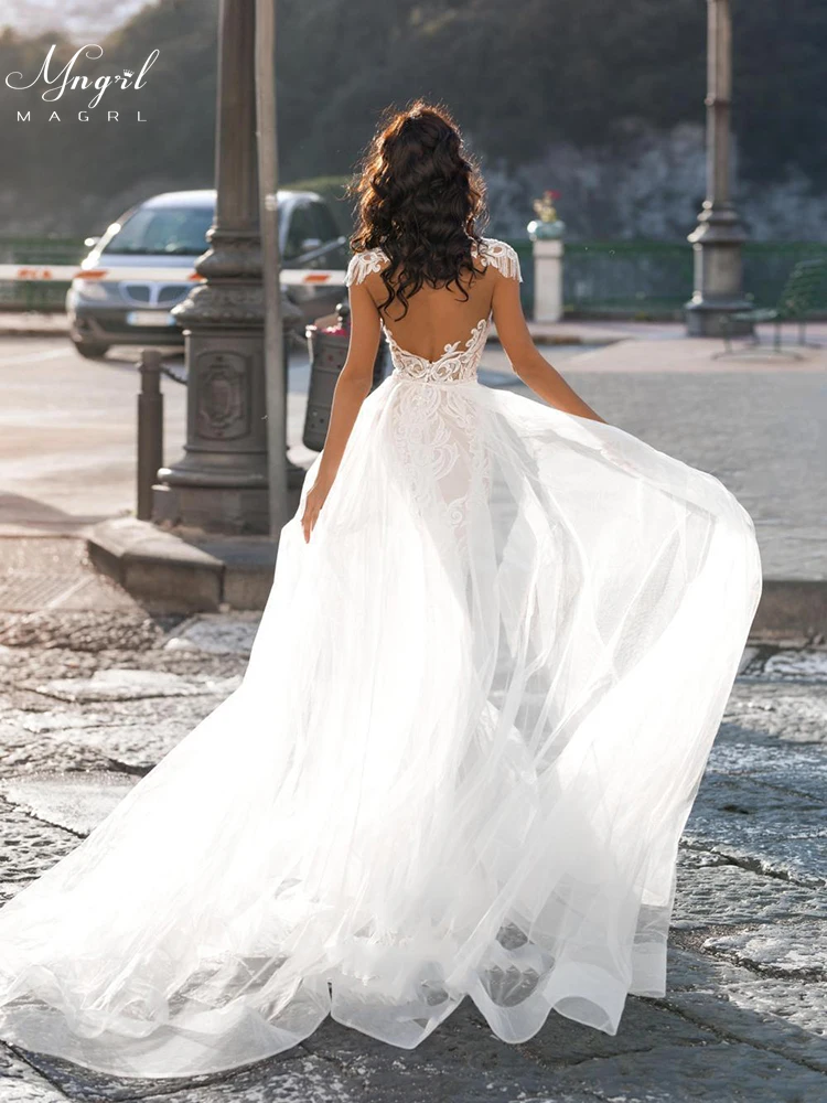 

MNGRL Simple Retro V-neck Sleeveless Wedding Gown White Lace 3D Flower Bridal Dresses Backless Plus Size Wedding Dress