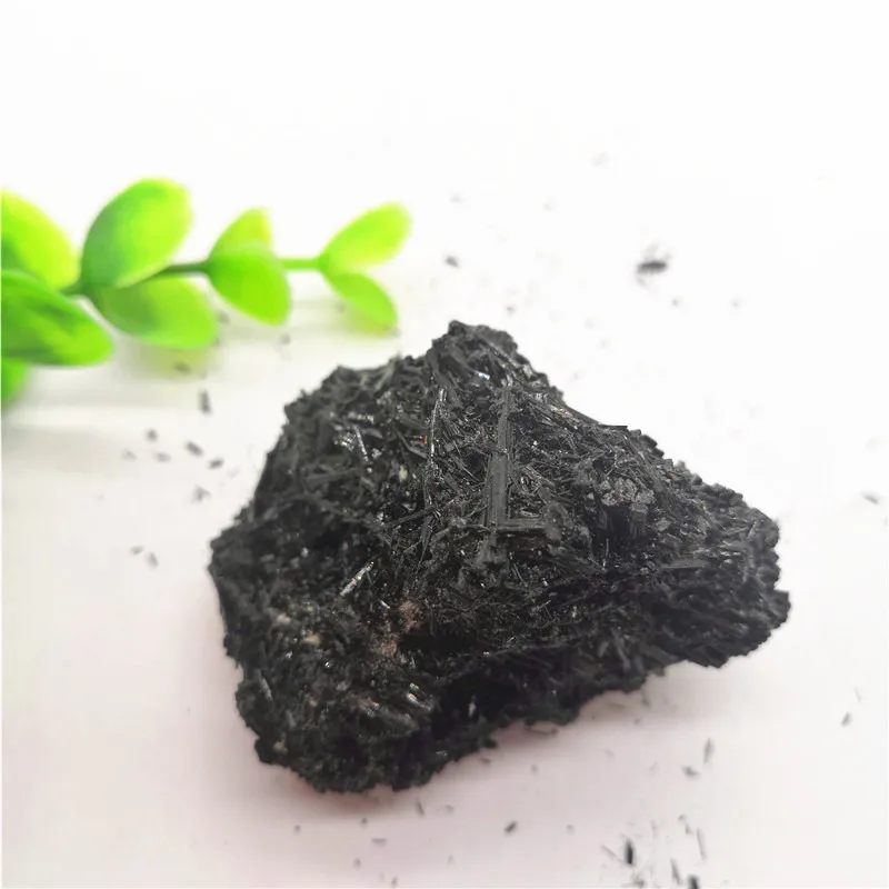 Натуральный черный турмалиновый иглообразный грубый Кристалл драгоценный