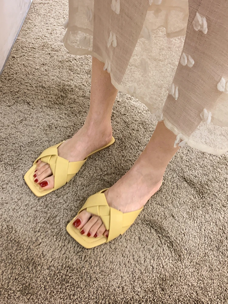 

Slippers Casual Flat Shoes Female Low Slides Slipers Women Luxury Summer 2021 PU Rome Rubber Fashion Basic Shoes Ladies' Slipper