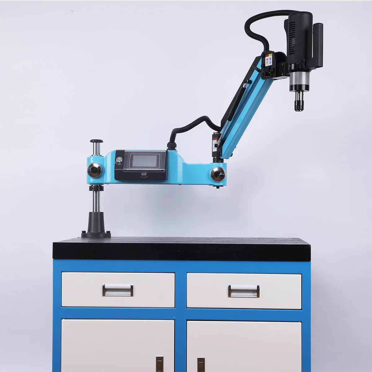 Инструмент для нарезания резьбы универсальный тип 220 M3-M16 в CE CNC электрические