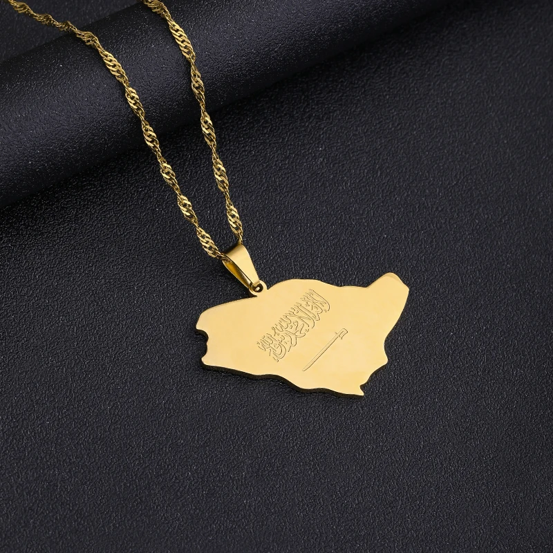 Подвеска из нержавеющей стали с картой Саудовской Аравии