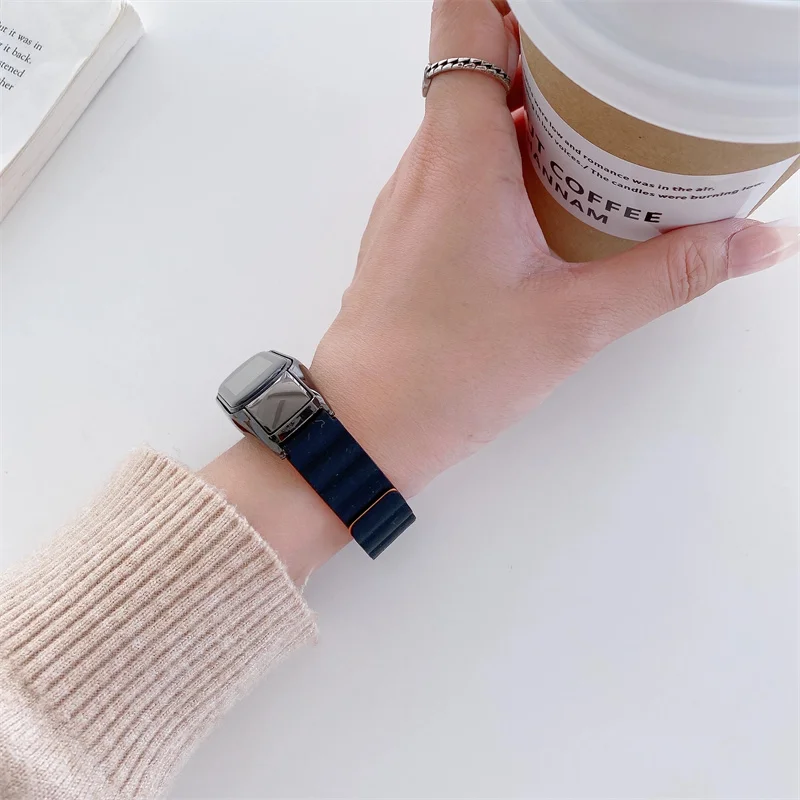 Silicone Strap For Xiaomi Mi band 6 5 4 3 Magnetic Comfortable Bracelet Wristband For Mi band 4 3 Correa mi band 6 5 Sport strap