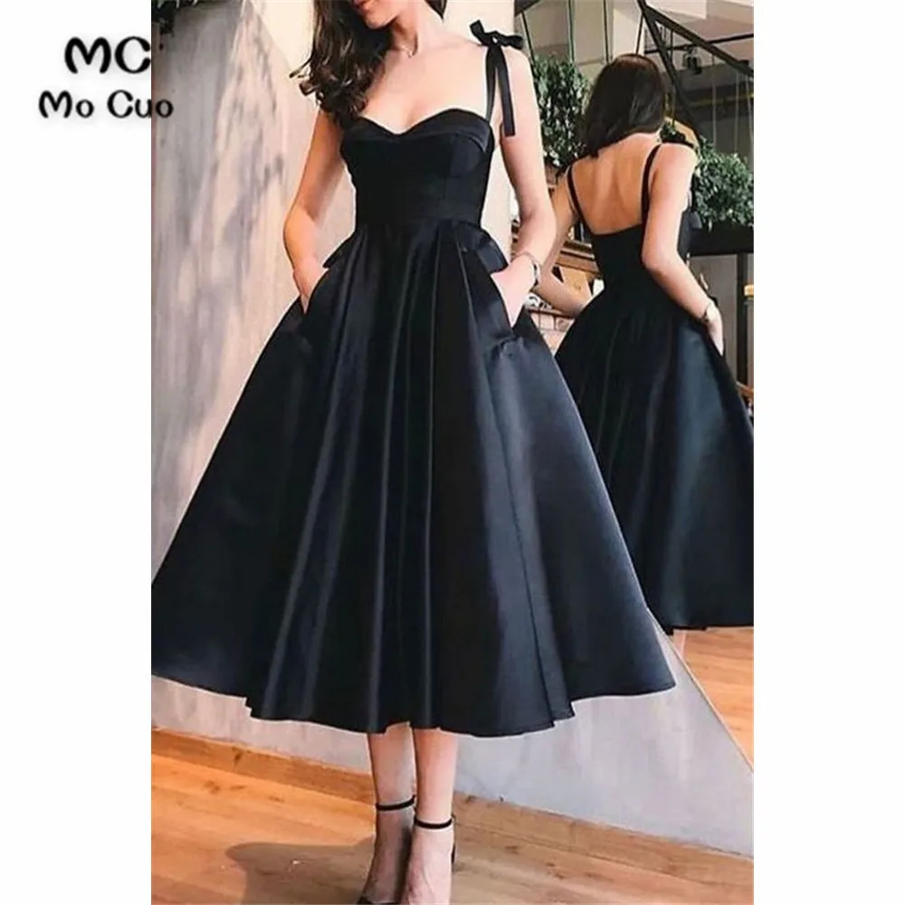 

2020 New Arrival Ball Gown Homecoming Dress Short Pockets Spaghetti Straps Satin Prom Dresses Homecoming Party Dress