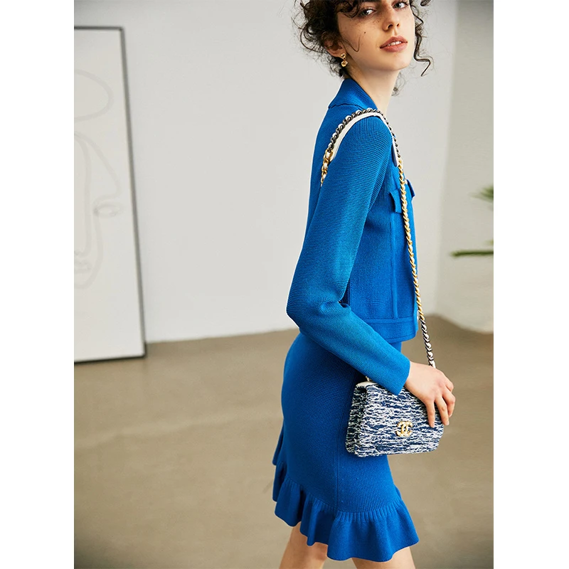 

Suits Women Two Pieces Set 58% Viscose Blended Knitted Turn-down Collar Long Sleeves Top + Ruffles Hot Skirts Ladies New Fashion