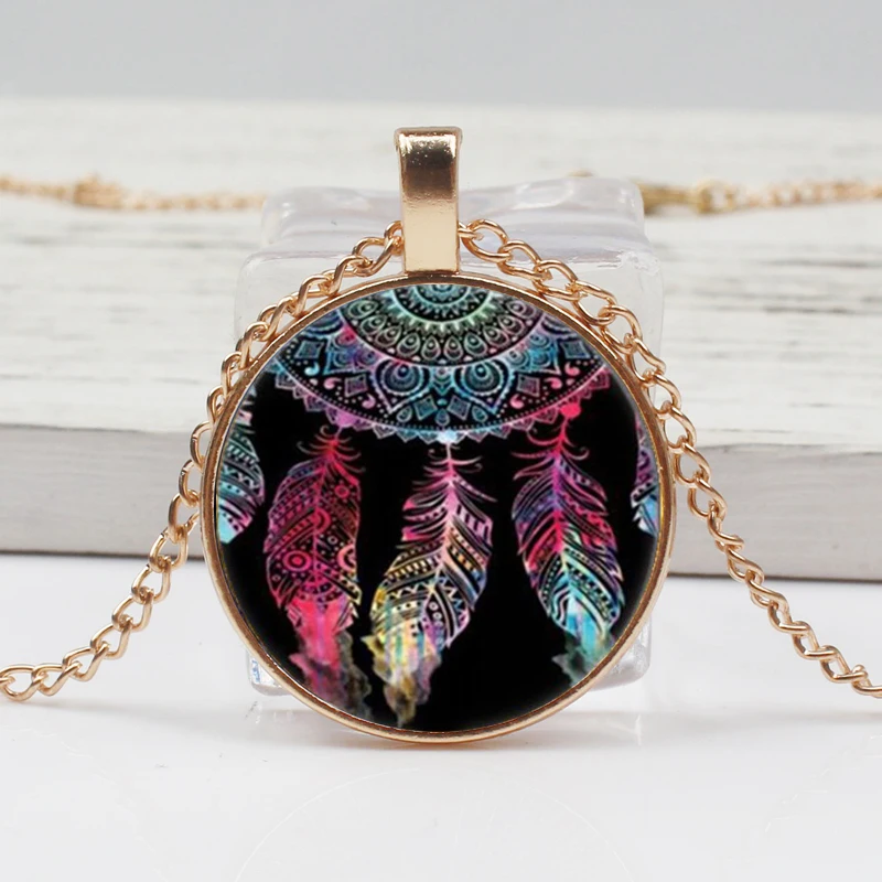 Цепочка-чокер с кристаллами в стиле ретро подвеской виде пули из тибетского