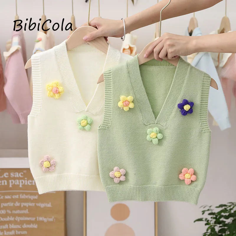 

Girls spring and autumn vest children jacket new Korean baby sweater handmade flower V-neck vest sweater