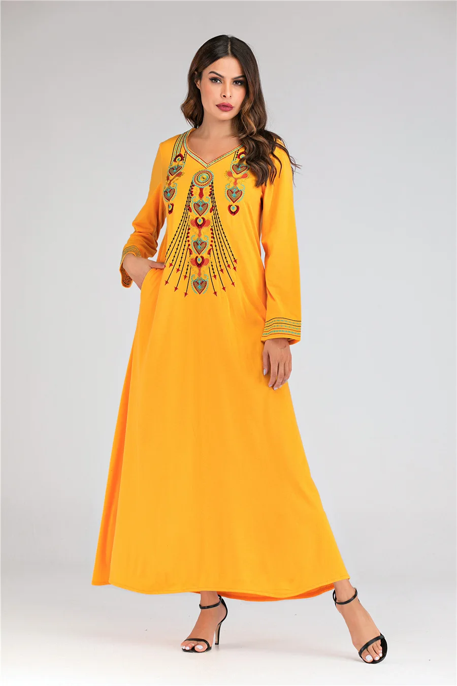 

Emboridery , Musulman Vestidos