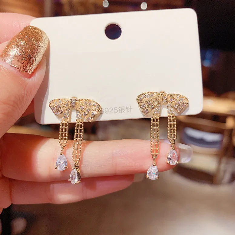 

Fashion Zircon Golden Bowknot Crystal Earrings for Women Birthday Present Party Jewelry