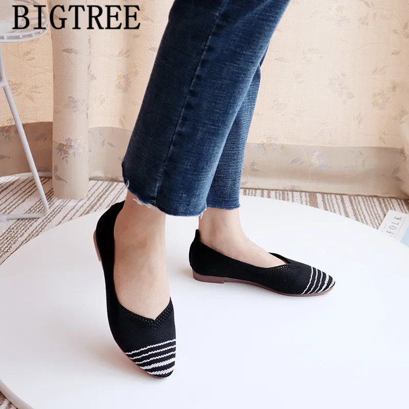 Туфли лодочки с острым носком на плоской подошве в Корейском стиле Женская обувь